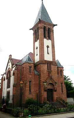vue extrieure de l'glise luthrienne d'Obernai en Alsace